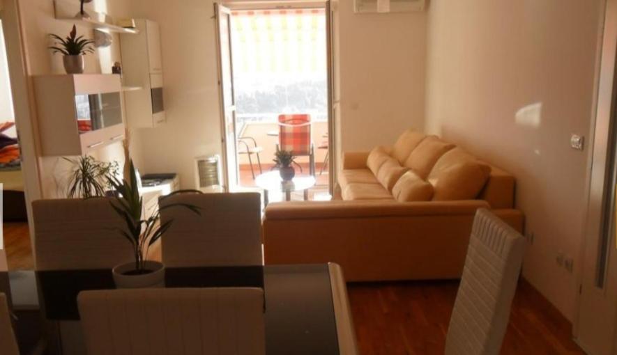 Rooms Anela With Large Common Tarrace And Beautiful Sea View Dubrovnik Exterior photo