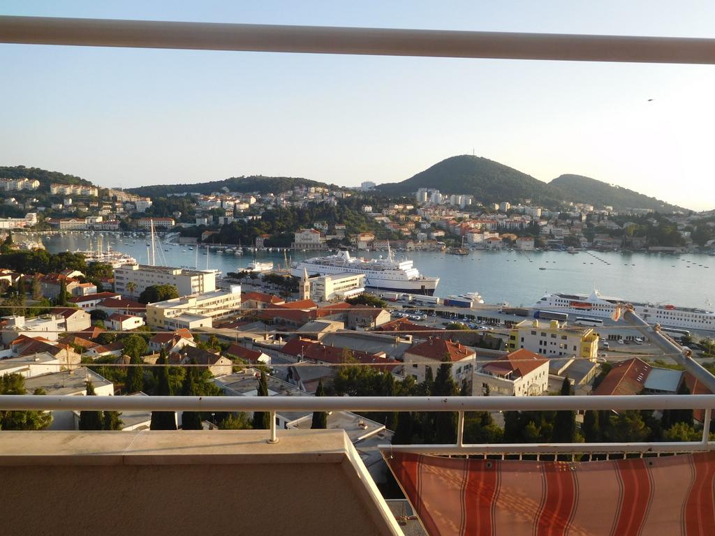Rooms Anela With Large Common Tarrace And Beautiful Sea View Dubrovnik Exterior photo
